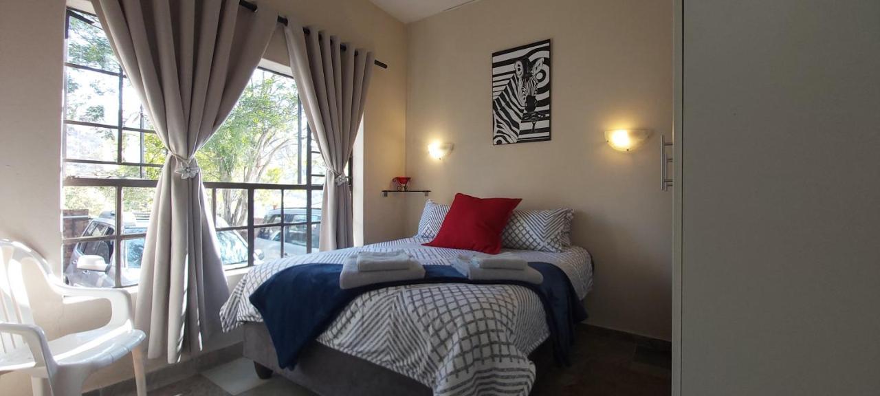 13 @ Rhinoroad Nelspruit Leilighet Mbombela Eksteriør bilde