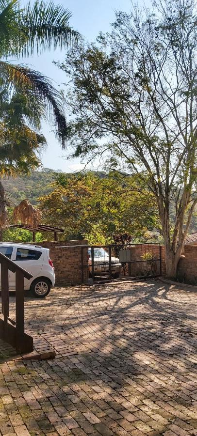 13 @ Rhinoroad Nelspruit Leilighet Mbombela Eksteriør bilde