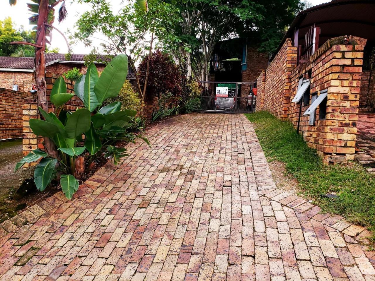 13 @ Rhinoroad Nelspruit Leilighet Mbombela Eksteriør bilde
